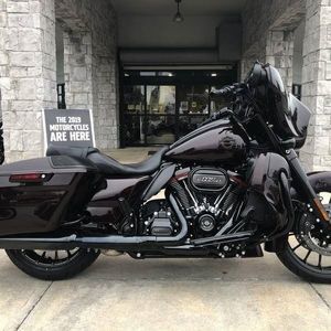 Meet your Posher, Travis